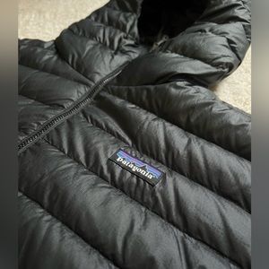 Patagonia Men’s Down Sweater Hoody